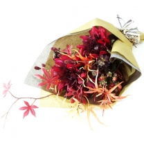 すだれロール：花束ラッピングイメージ2