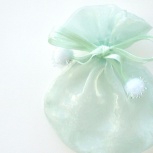 ボンボンポーチ：ライトグリーン