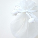 ボンボンポーチ：ホワイト